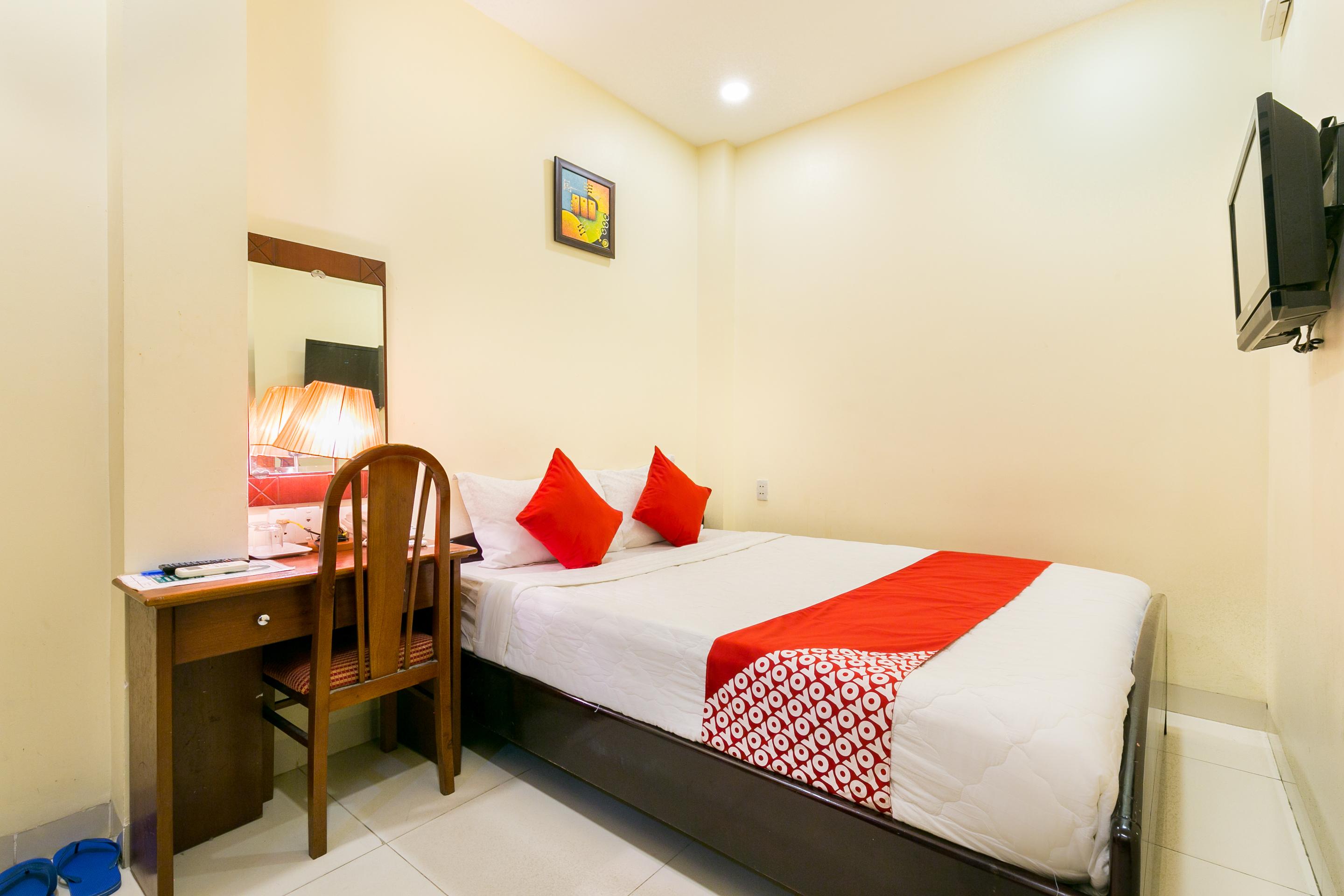 Oyo 422 Nguyen Thanh Hotel Ho Chi Minh-stad Buitenkant foto