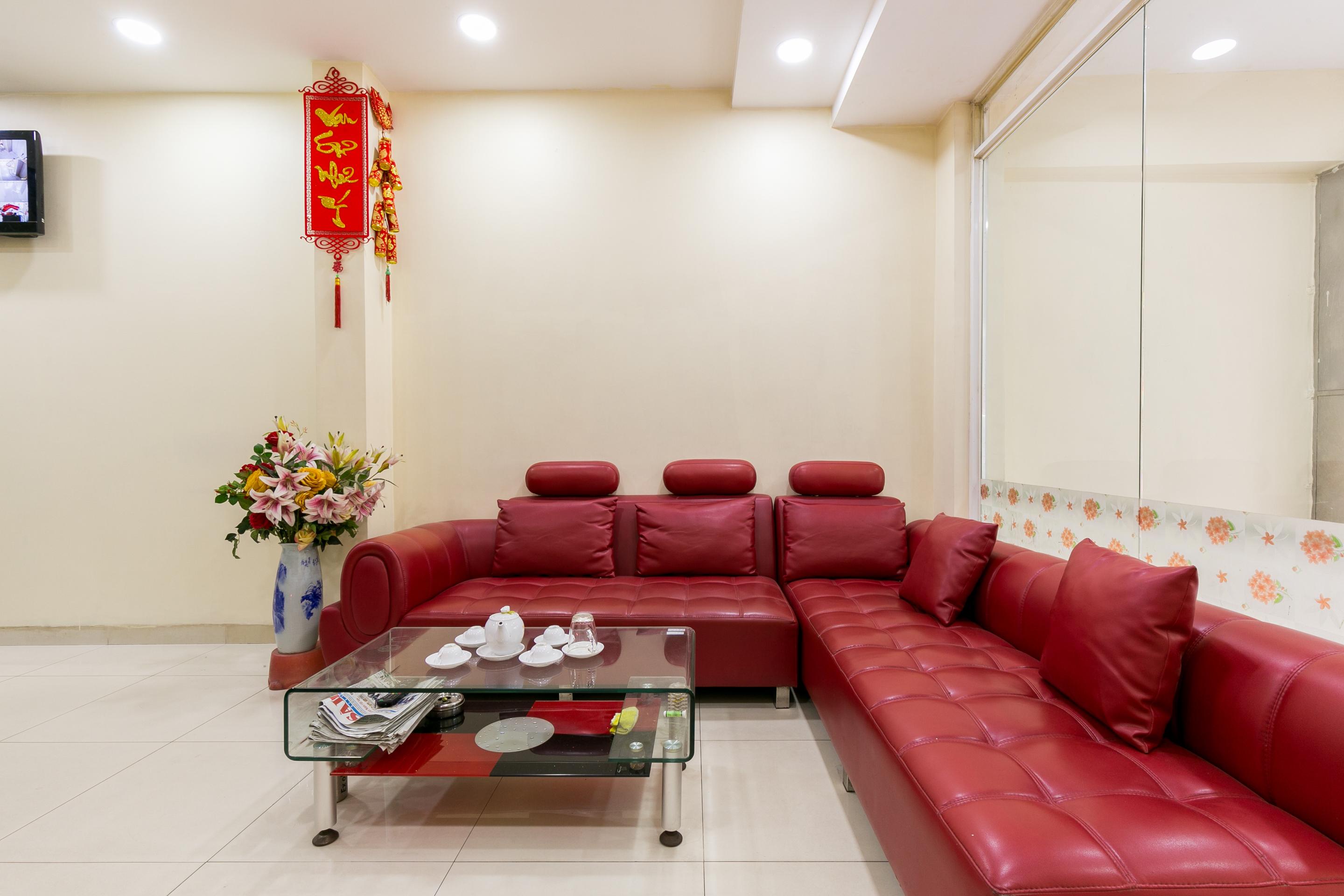 Oyo 422 Nguyen Thanh Hotel Ho Chi Minh-stad Buitenkant foto
