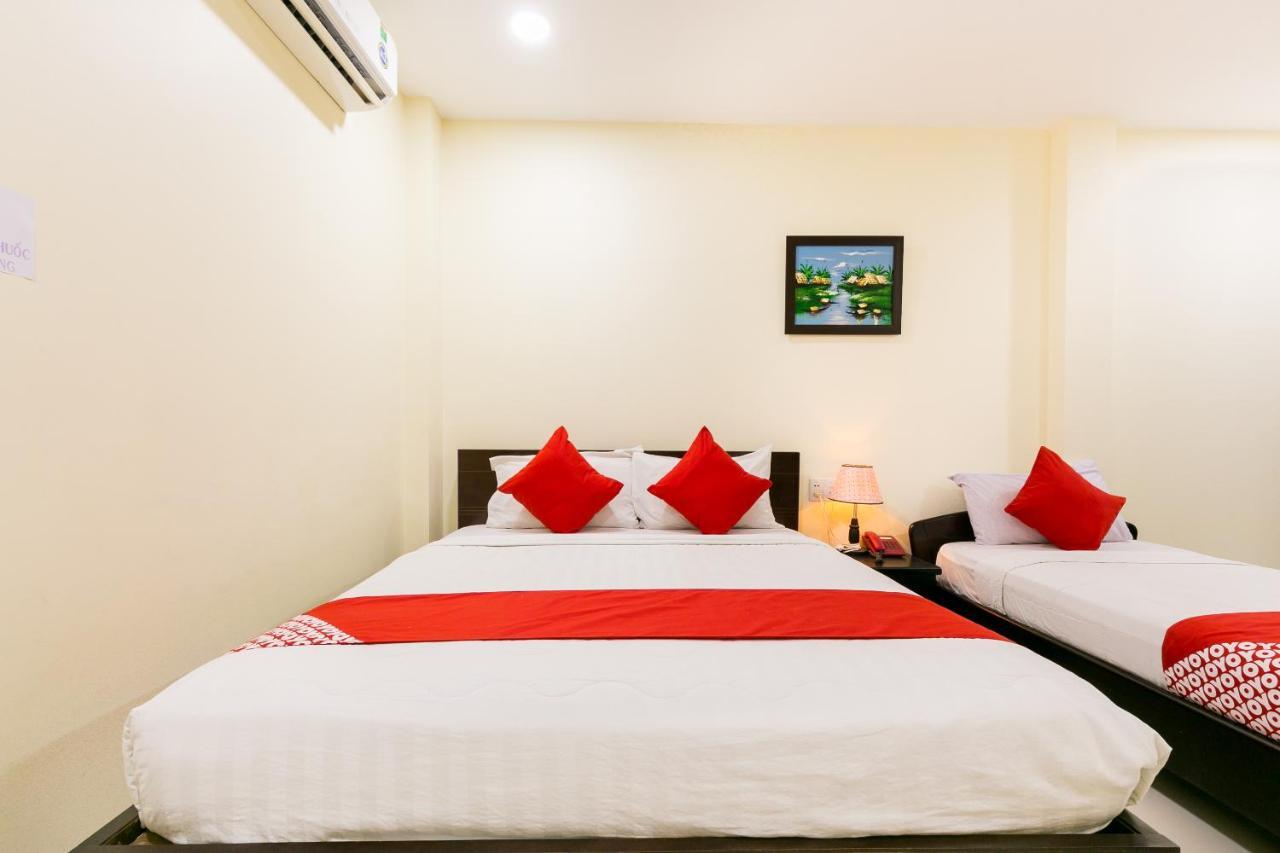 Oyo 422 Nguyen Thanh Hotel Ho Chi Minh-stad Buitenkant foto